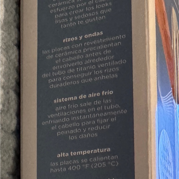 New InfinitiPRO by Conair
2 in 1 - Curl and Straighten! - Picture 7 of 7